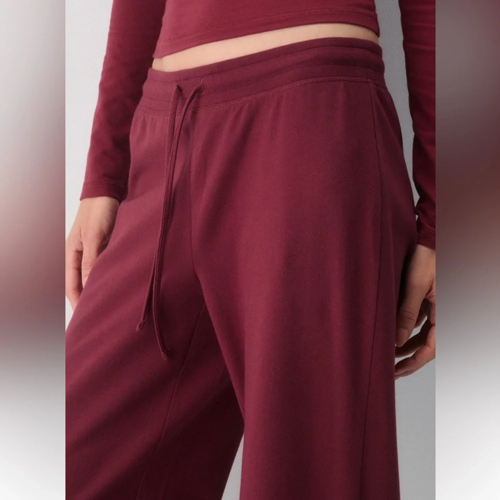 NWT Aritzia HomeStretch™ Smooth Mid-Rise Pant - Picture 2 of 9
